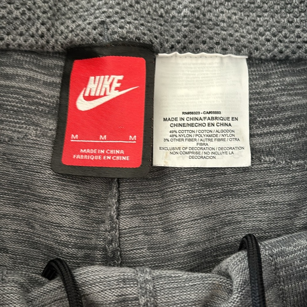 NIKE WOMEN'S TECH KNIT SHORT - Picture 2 of 5